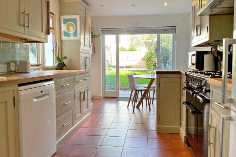 Kit/Breakfast Room