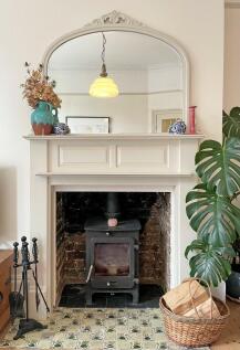 Lounge Fireplace