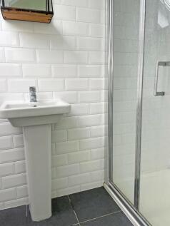 En-Suite Shower