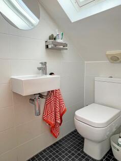 En-Suite Cloakroom