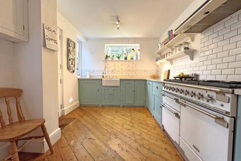 Kit/Breakfast Room