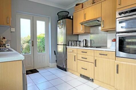 Kit/Breakfast Room
