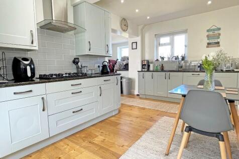 Kit/Breakfast Room