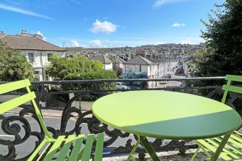 Balcony &amp; View