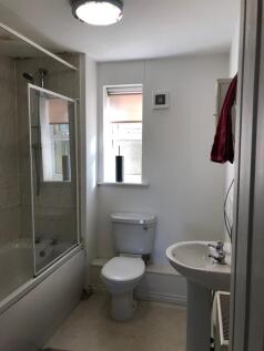 Bathroom.jpg
