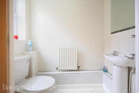 Cloakroom/wc
