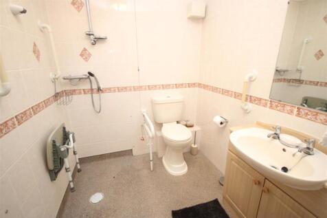 En-suite Wet Room