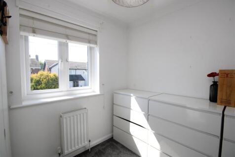 Bedroom 3/Office