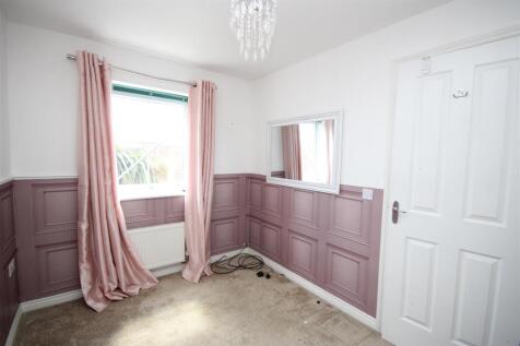 Bedroom 2 (Rear)