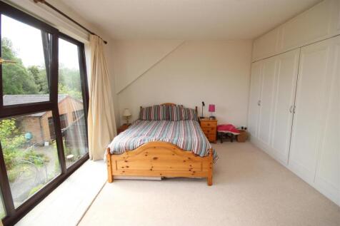 Bedroom 3 (Rear)