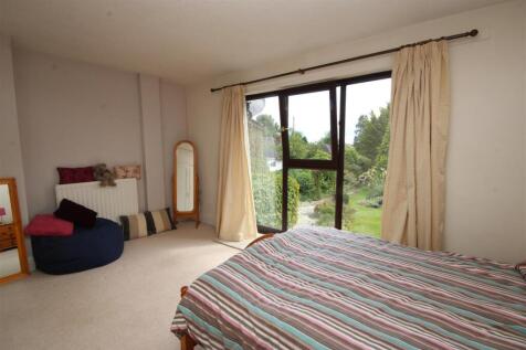 Bedroom 3 (Rear)