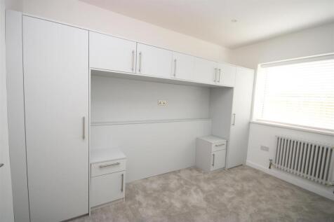 Bedroom 3 (Side)