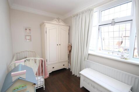 Bedroom 2 (Front)