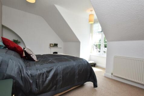 bed 5.JPG