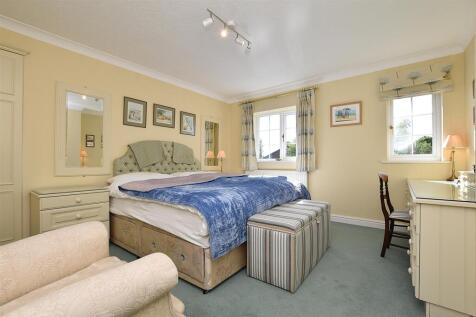 bed 2.JPG