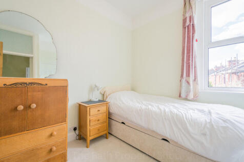 1 Archway Street-...