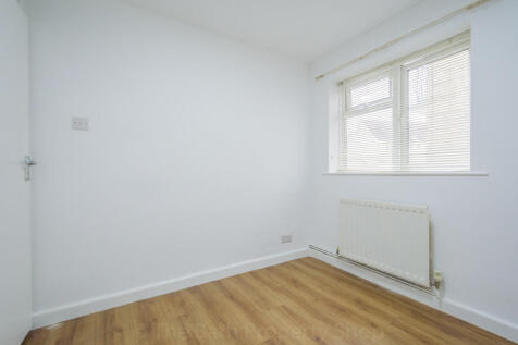 5 Cleveland Court...