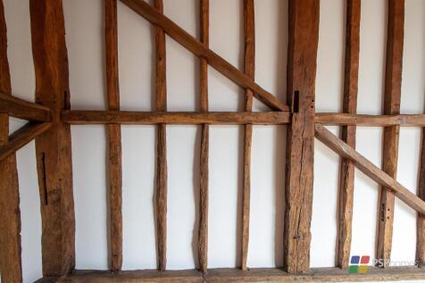 Exposed beams