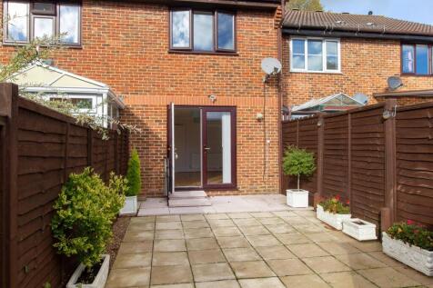2 Lime Tree Grove - rear garden.jpg