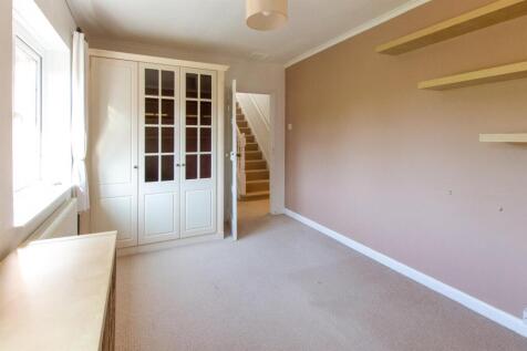 Stumblemead 1 - bedroom 2.jpg