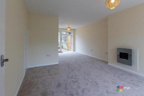 24 Augustines Way - lounge-1.jpg
