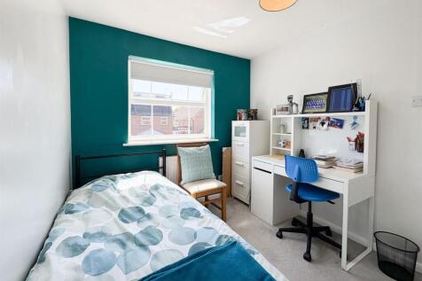 Bedroom2.jpg