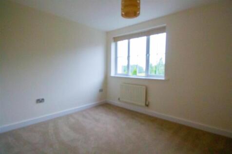 8 Highbank - Bed 2.jpg