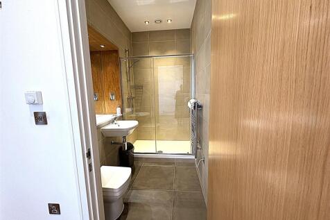 Shower room.jpg