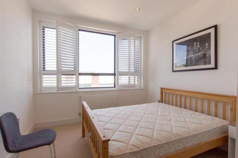37 White House -Bedroom.jpg