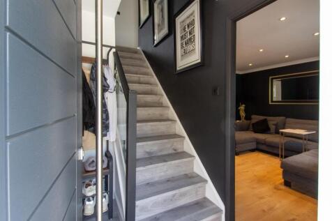 2 The Spinney - front-3.jpg