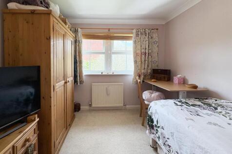 Bedroom2.jpg