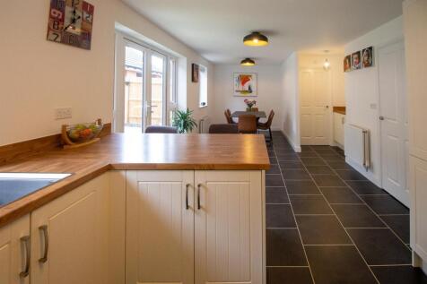 7 Clementina C - Kitchen-2.jpg