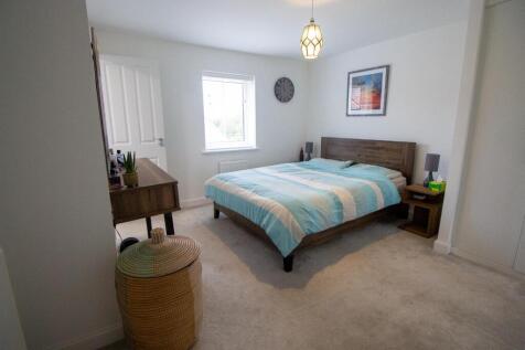 7 Clementina C - Master Bedroom-3.jpg