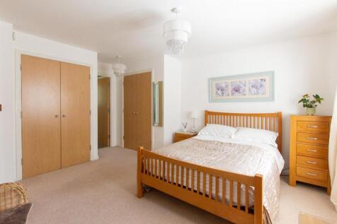 42 St Pauls - bedroom-4.jpg