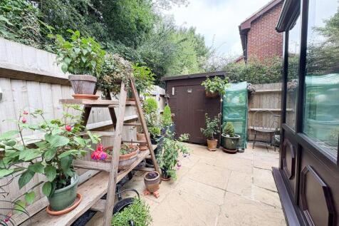 Garden-1.jpg