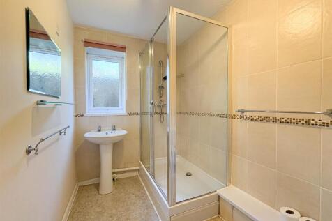 Bathroom-1.jpg