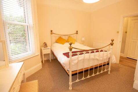 6 Abigail House - Bedroom-8.jpg
