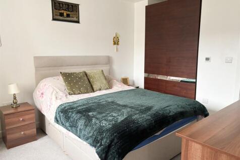 Bedroom2.jpg