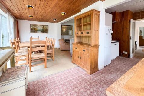 Dining kitchen living-1.jpg