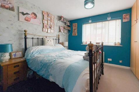 Bedroom1-1.jpg