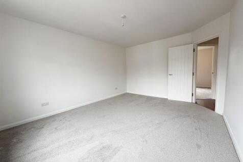 Bedroom1-1.jpg