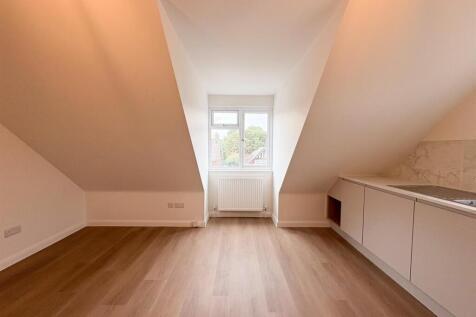 Living room-1.jpg