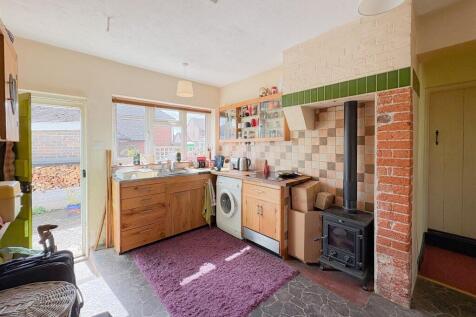 Kitchen-3.jpg