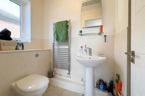ENSUITE.jpg