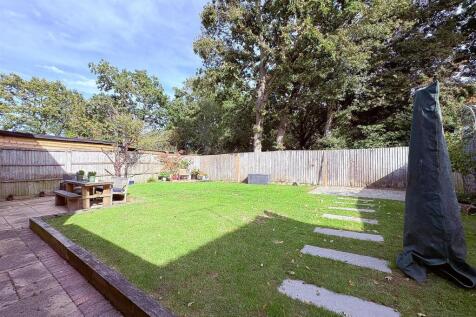 GARDEN-2.jpg