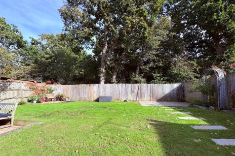GARDEN-1.jpg