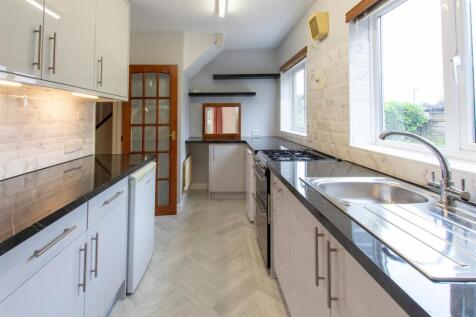 Harlands Rd - 71 - Kitchen.jpg