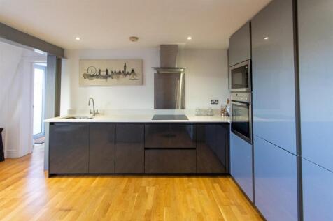 1 SQA - Kitchen-3.jpg