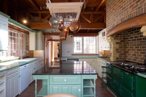 Kitchen-2.jpg