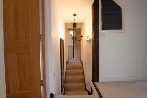 Hallway.jpg